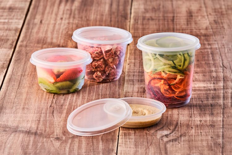 How to Keep Food Fresh With Properly Selected Deli Containers